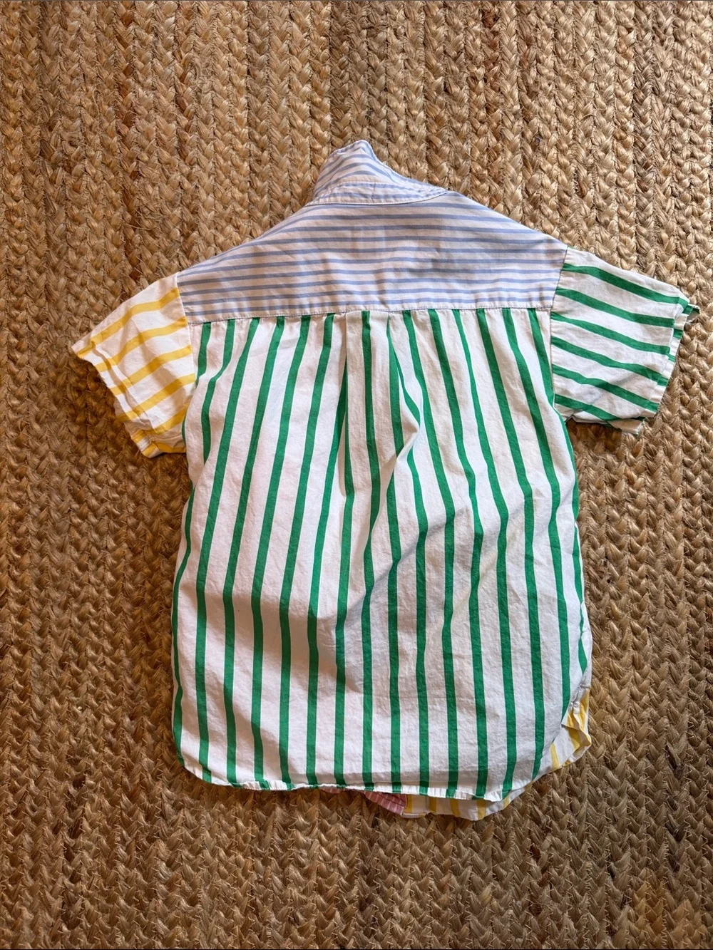 GAP short sleeve